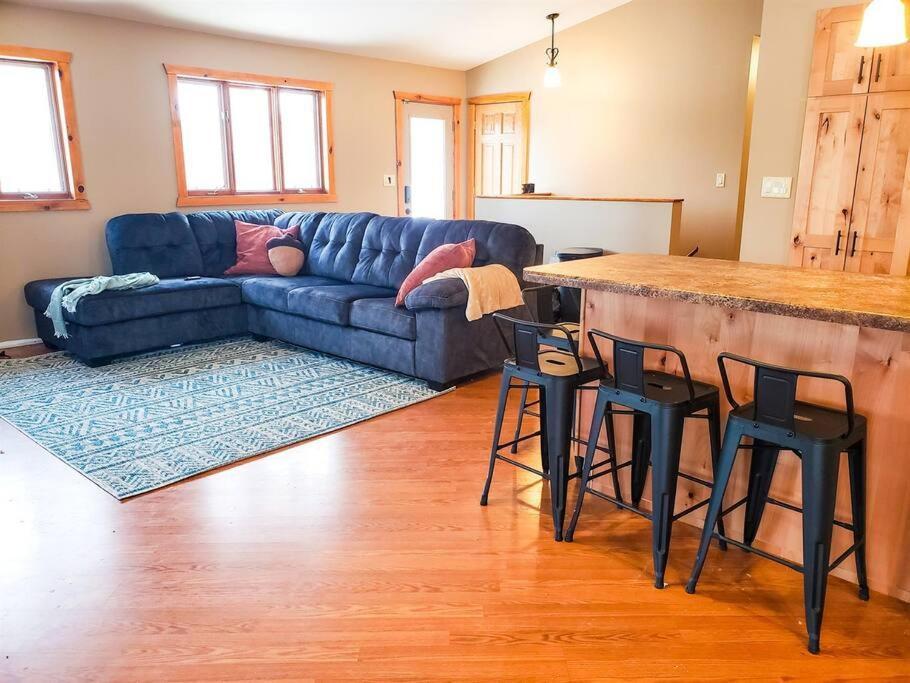 Fall Getaway Resort-3 King Suites, Dog-Friendly Seeley エクステリア 写真